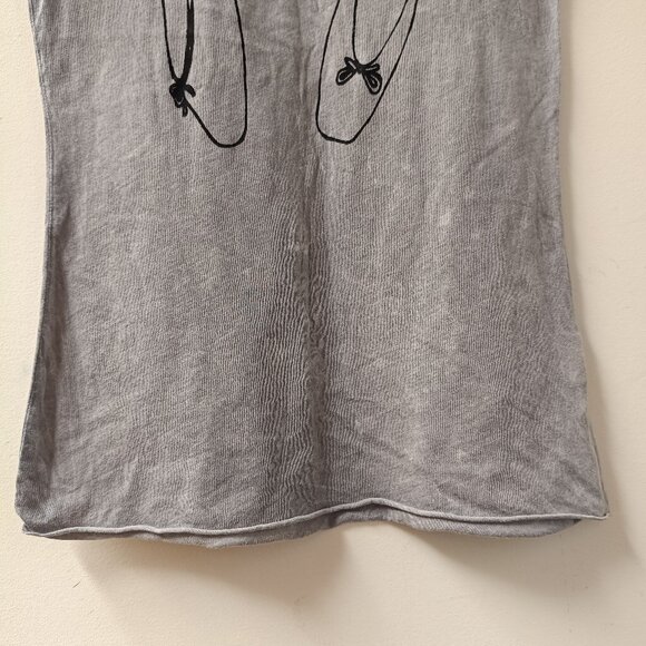 2/$20 Ballet Point Shoes Stonewash Grunge Raw Hem Graphic Tee - Picture 6 of 10